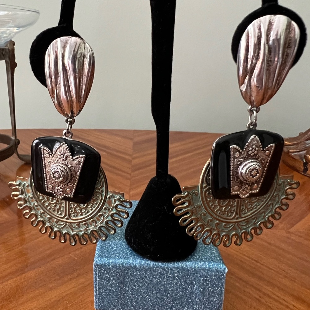 Vintage Clip On Costume Earrings Ethnic Theme